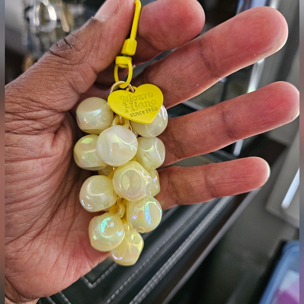 Acrylic Beads Grape and Heart Bag/Keychain - Picture 2 of 5